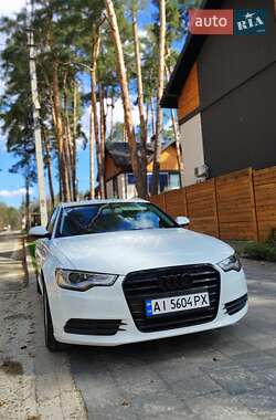 Универсал Audi A6 2013 в 