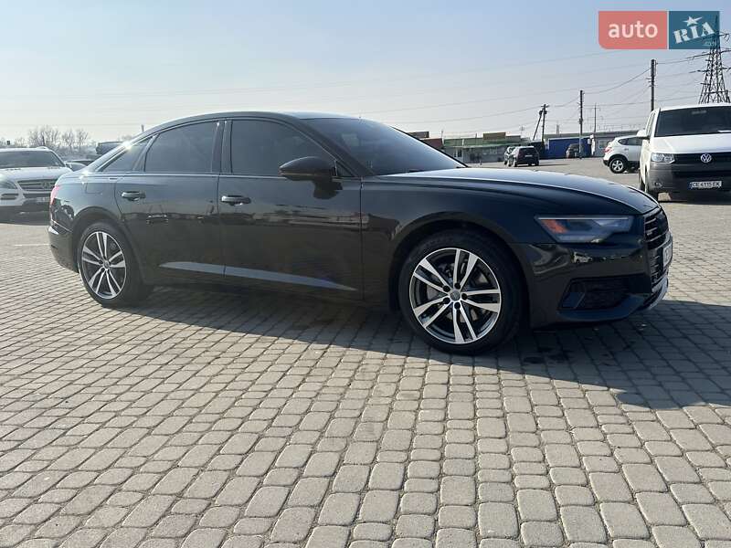 Седан Audi A6 2019 в Черновцах