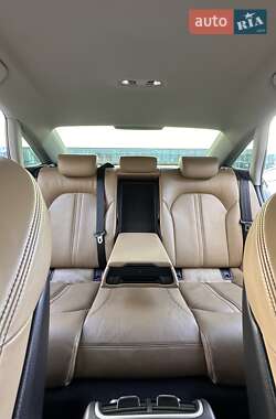 Седан Audi A6 2012 в 