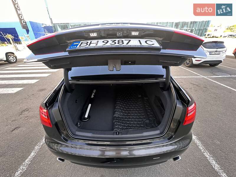 Седан Audi A6 2012 в Одессе