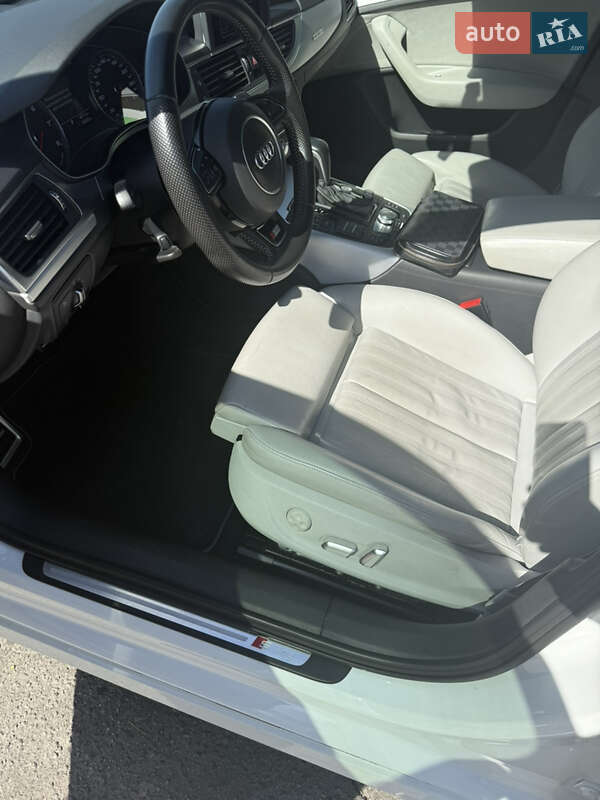 Седан Audi A6 2015 в Кременчуге