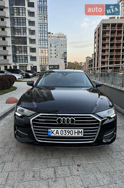 Седан Audi A6 2022 в 