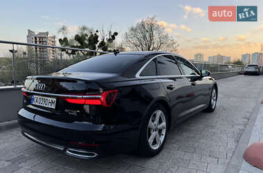 Седан Audi A6 2022 в 