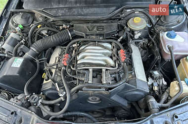 Седан Audi A6 1996 в 