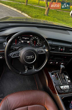Седан Audi A6 2015 в 
