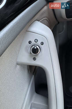 Универсал Audi A6 2012 в 