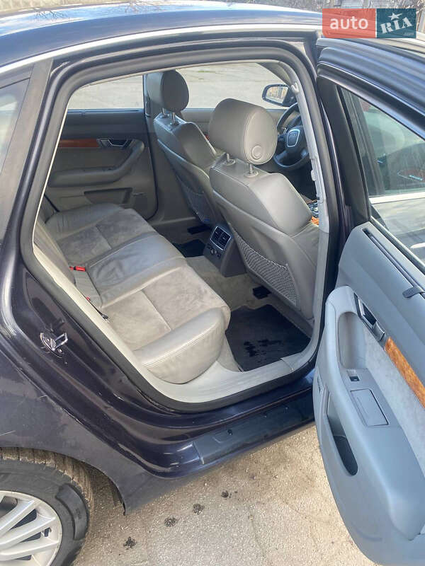 Седан Audi A6 2004 в Киеве