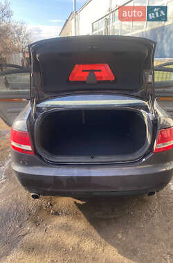 Седан Audi A6 2004 в 
