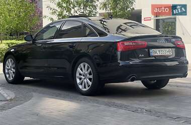 Седан Audi A6 2013 в 