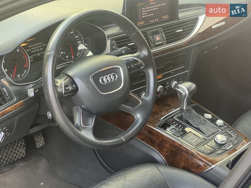 Седан Audi A6 2013 в Киеве