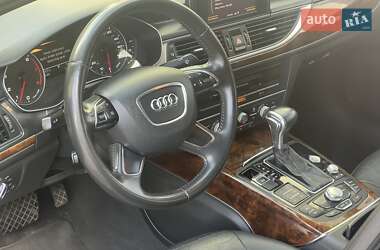 Седан Audi A6 2013 в 