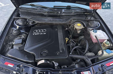 Универсал Audi A6 1997 в 