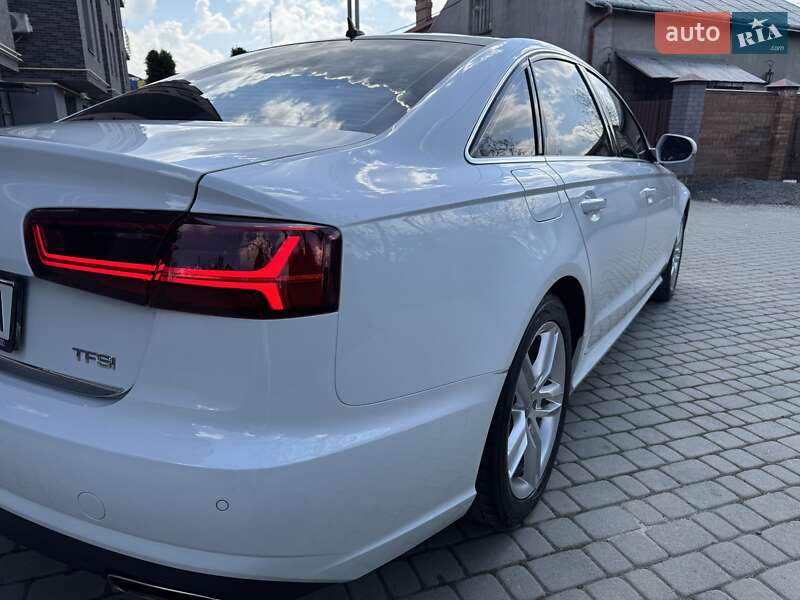 Седан Audi A6 2015 в Львові