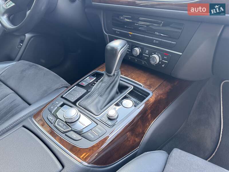Седан Audi A6 2015 в Львові