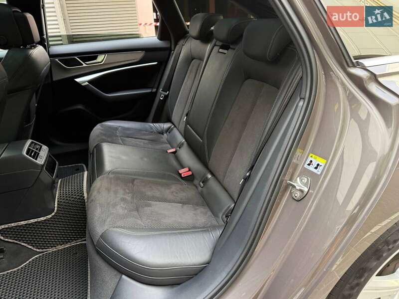 Универсал Audi A6 2018 в Киеве