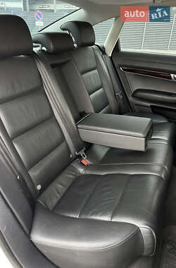 Седан Audi A6 2011 в 