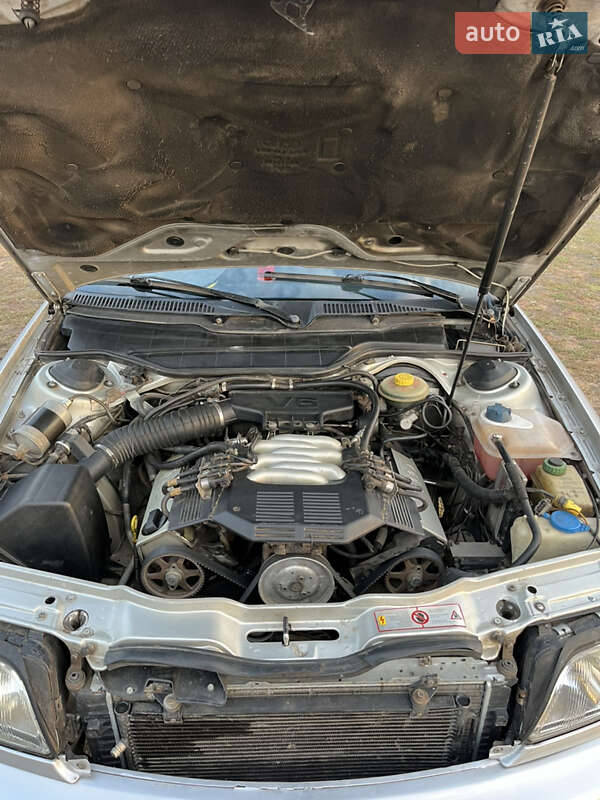 Седан Audi A6 1995 в Андреевке