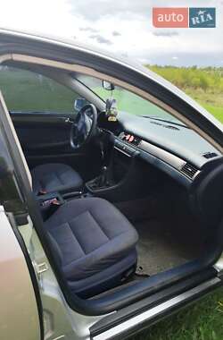 Седан Audi A6 2000 в 
