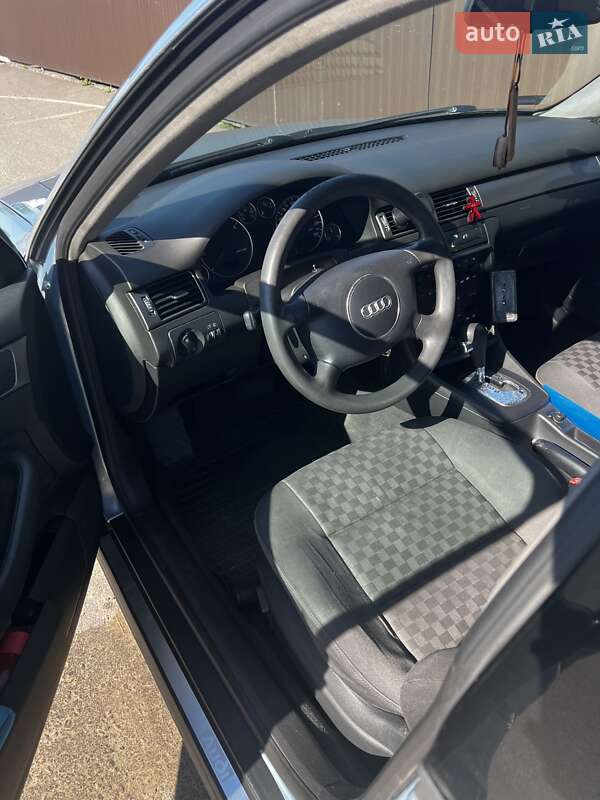 Седан Audi A6 2002 в Вишневом