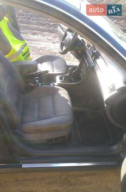 Универсал Audi A6 2001 в 