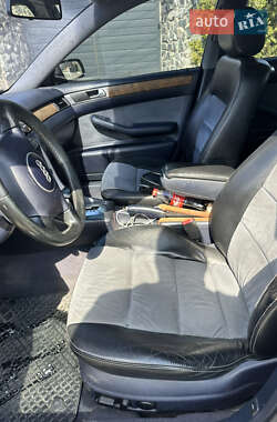 Седан Audi A6 2002 в 