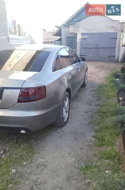 Седан Audi A6 2004 в 