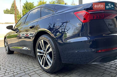 Седан Audi A6 2023 в 