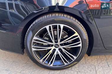 Седан Audi A6 2020 в 