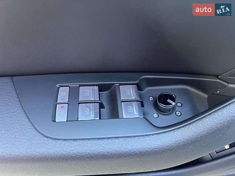 Седан Audi A6 2020 в Львові