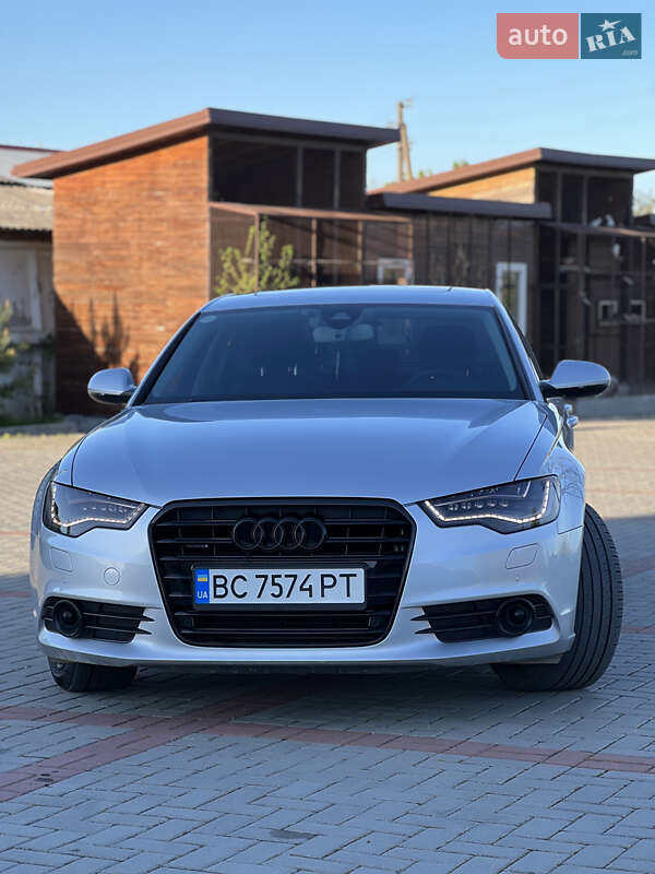 Седан Audi A6 2014 в Золочеві