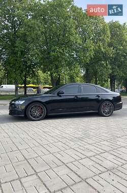 Седан Audi A6 2015 в 