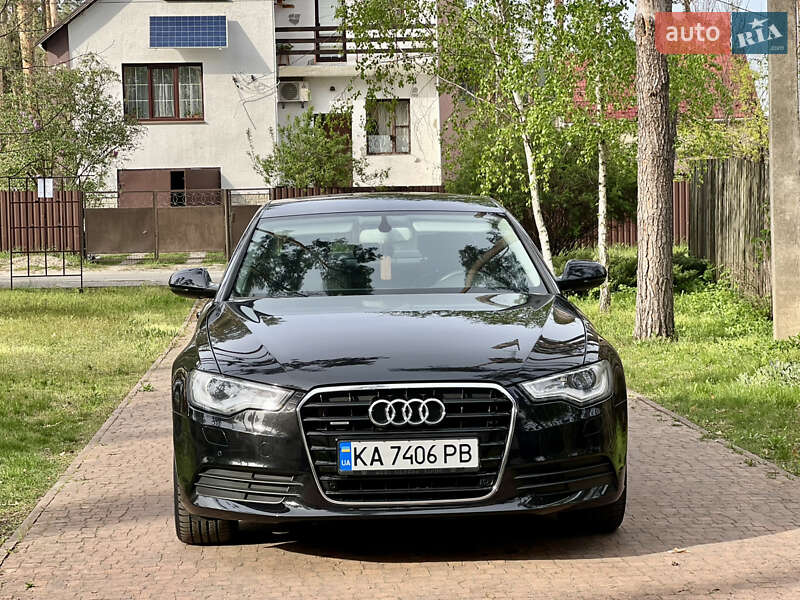 Седан Audi A6 2012 в Киеве