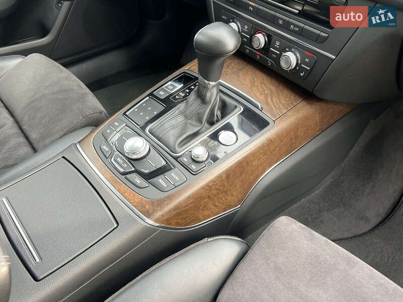 Седан Audi A6 2012 в Киеве