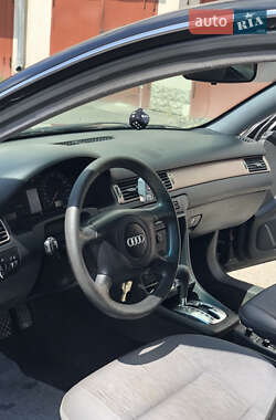 Универсал Audi A6 2000 в 