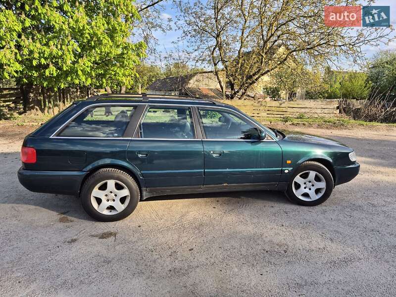 Универсал Audi A6 1997 в Киеве