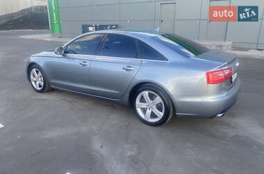 Седан Audi A6 2013 в 