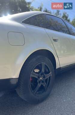Седан Audi A6 2000 в 