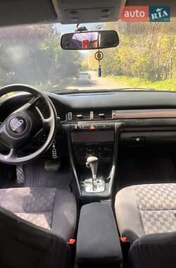 Седан Audi A6 2000 в 