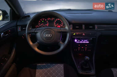 Седан Audi A6 1997 в 