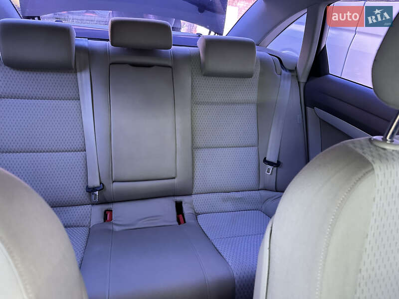 Седан Audi A6 2009 в Хусте