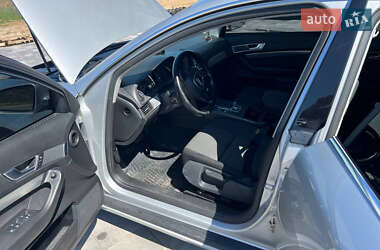 Седан Audi A6 2004 в 