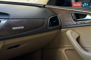 Седан Audi A6 2012 в 