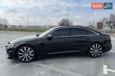 Седан Audi A6 2019 в 
