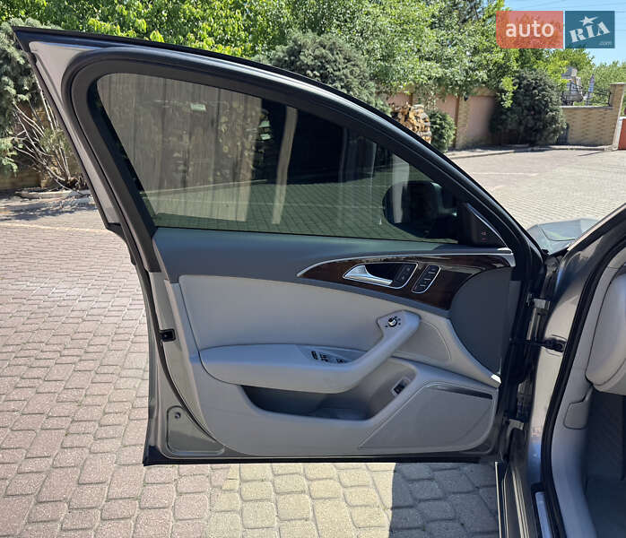 Седан Audi A6 2013 в Мукачево