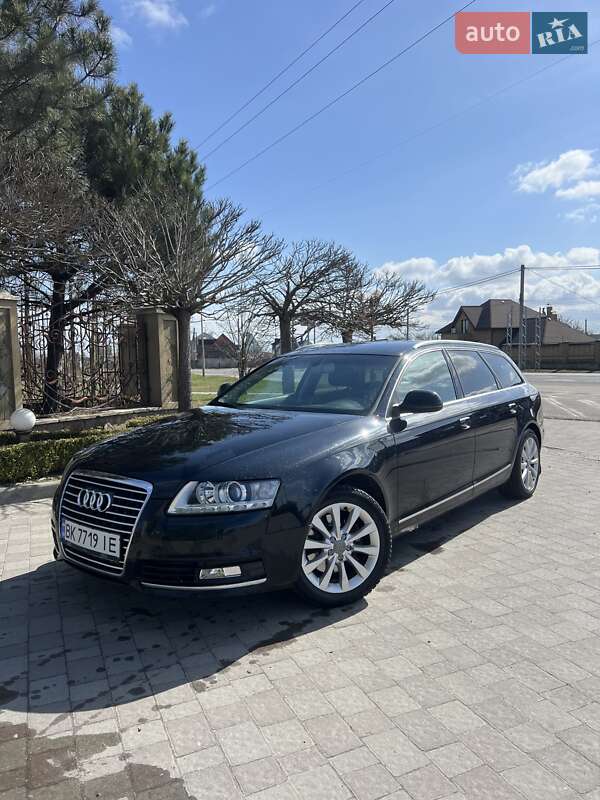 Универсал Audi A6 2011 в 