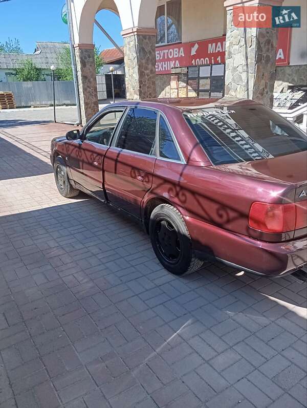 Универсал Audi A6 1995 в Иршаве