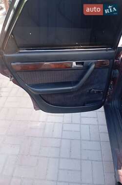 Универсал Audi A6 1995 в 