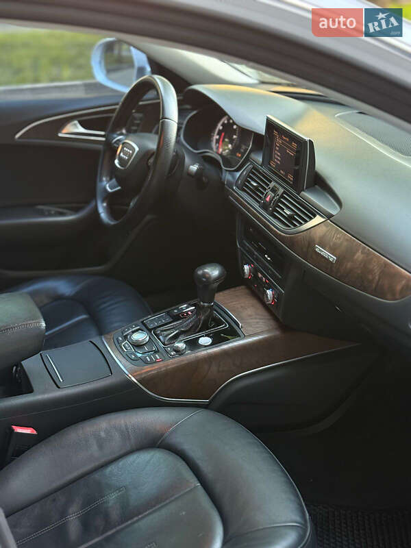 Седан Audi A6 2011 в Ужгороде
