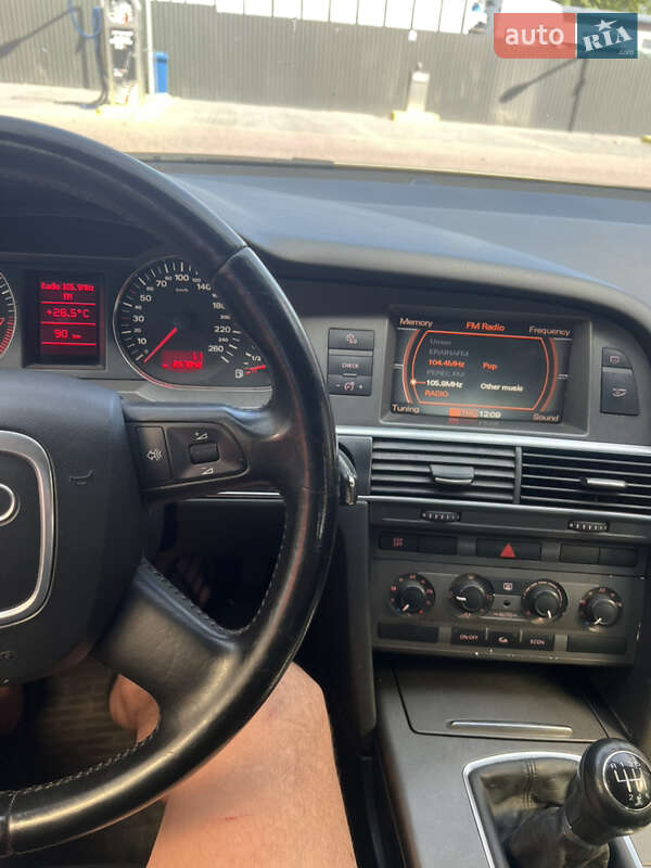 Седан Audi A6 2004 в Жашкове
