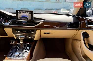 Седан Audi A6 2012 в 